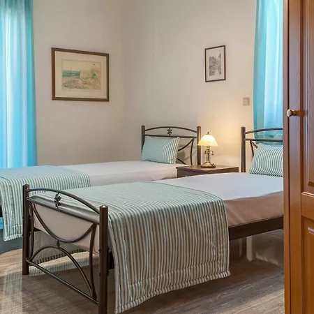 With 4 Bedrooms In Rethymno, With Wonderful Sea View, Private Po Villa